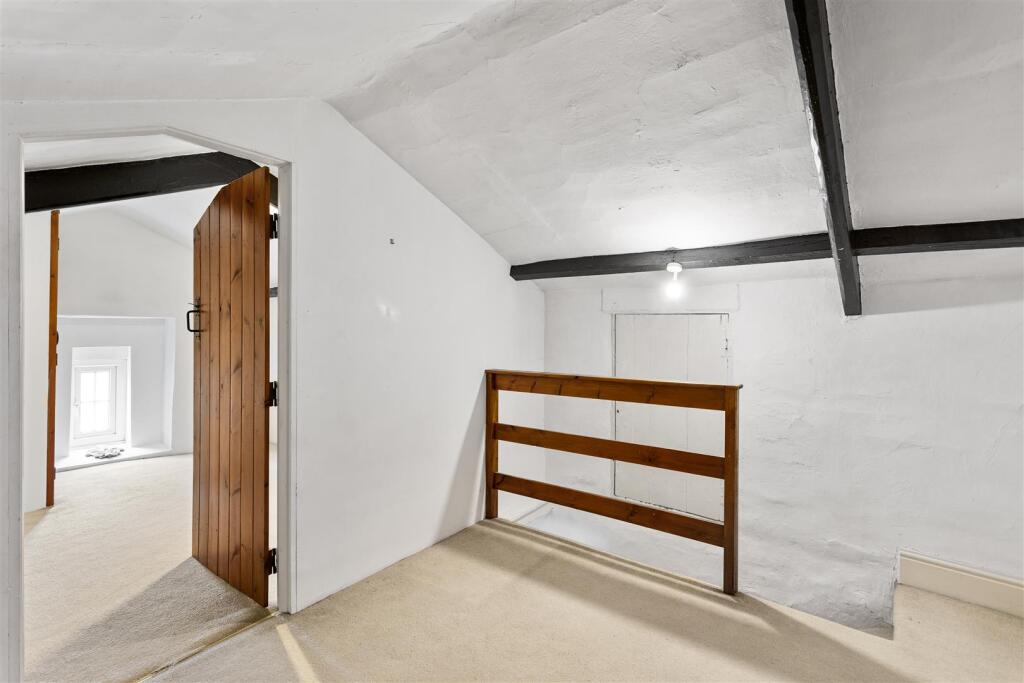 Glebe_House_60.jpg