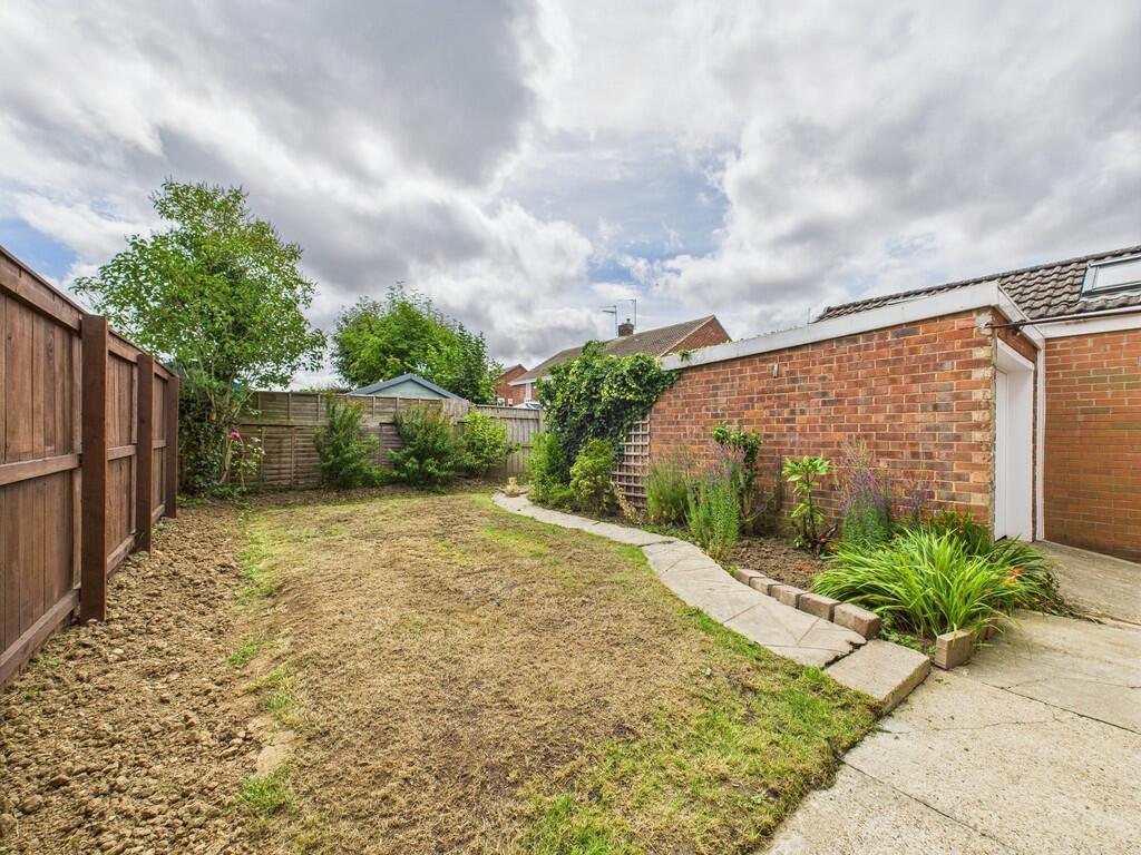 CAM01835G0-PR0275...