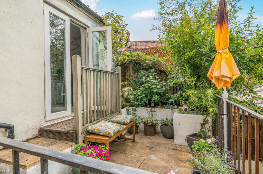 1344126-22-68ada4...