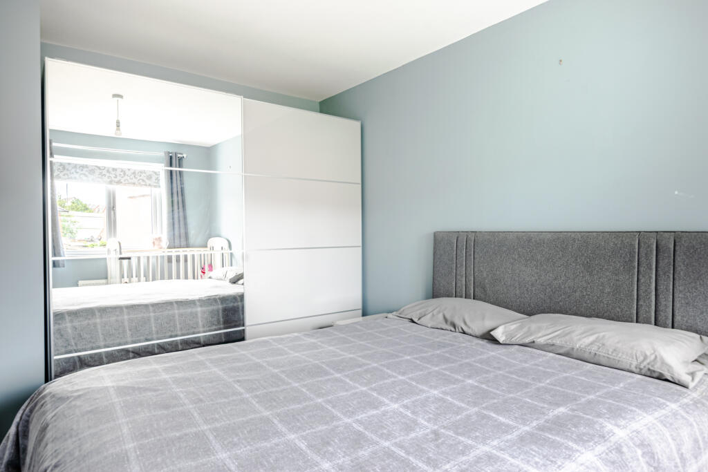 bedroom1b