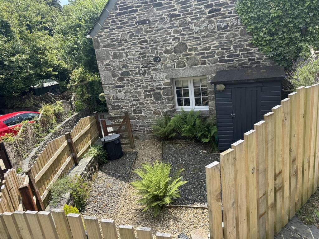 Hele Stone garden NEW.jpg