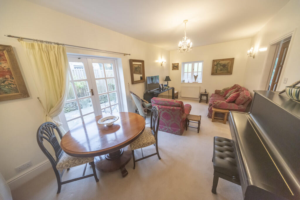 FrancesMilburnPho...