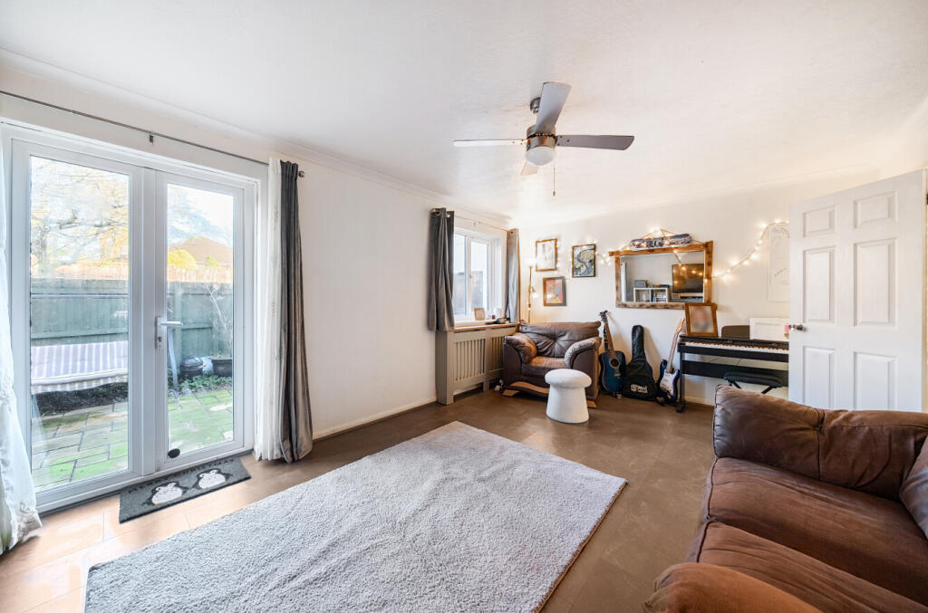 1385362-19-693065...