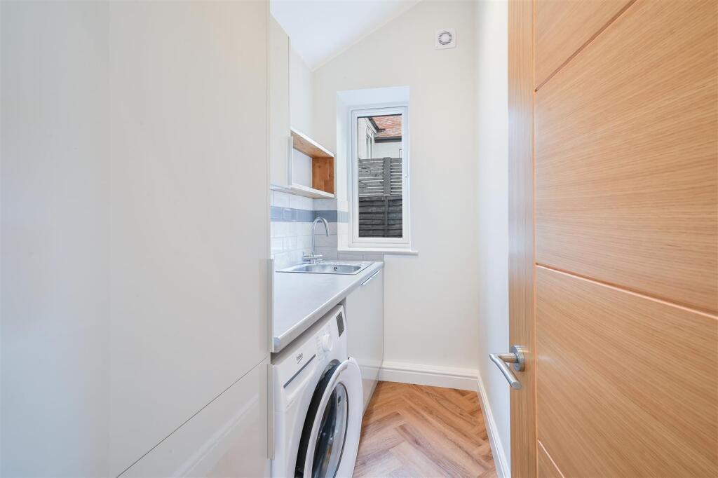 WEST STREET EWELL,  (7).jpg