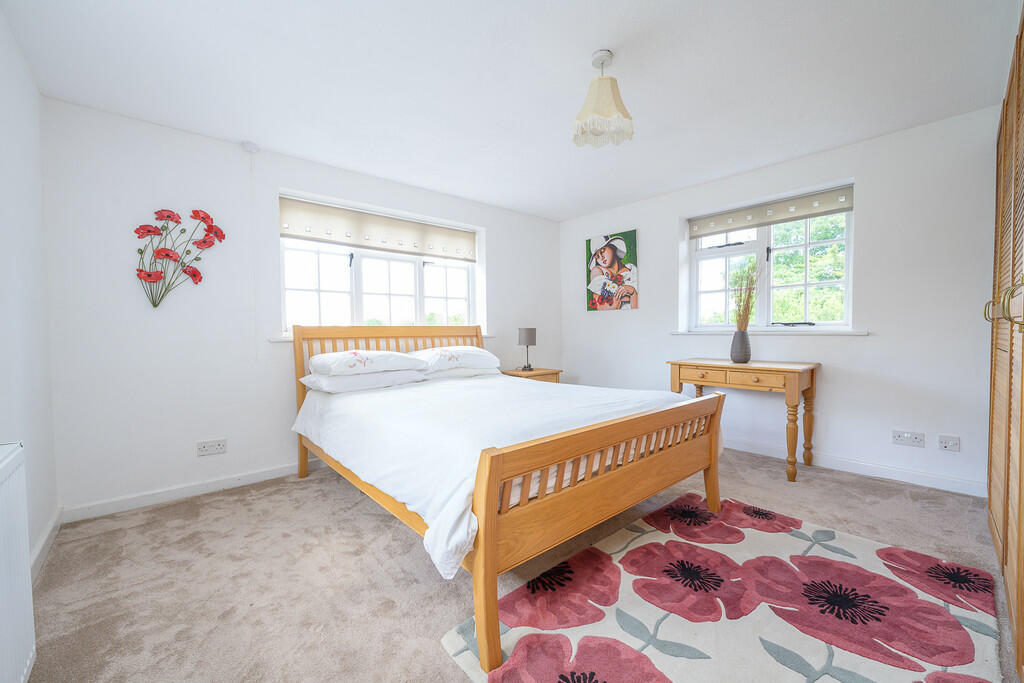 Oaklands Cottage-...