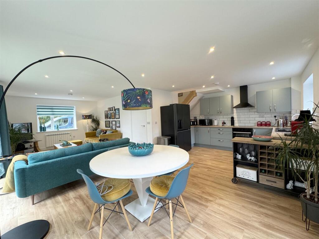 Living Room/Kitchen/Diner