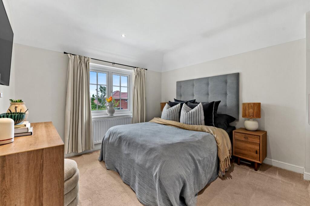 Main Bedroom