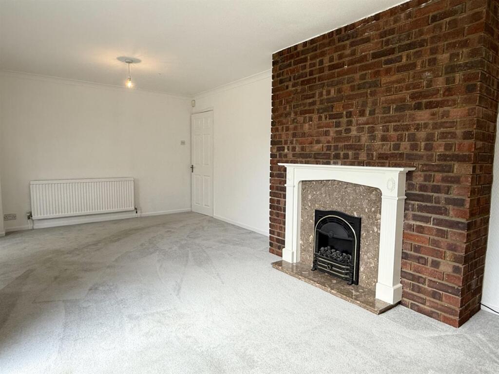 Living Room.jpg