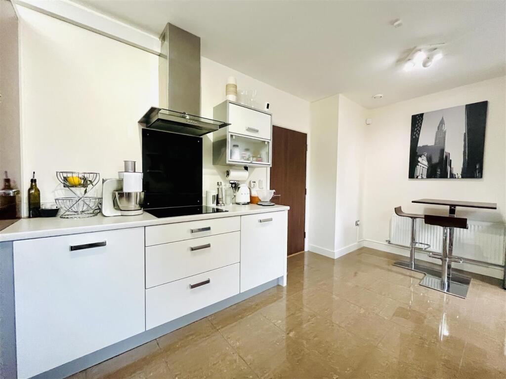 Breakfast Kitchen