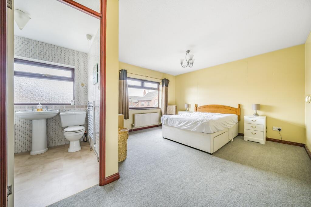 Master Bedroom With Ensuite 
