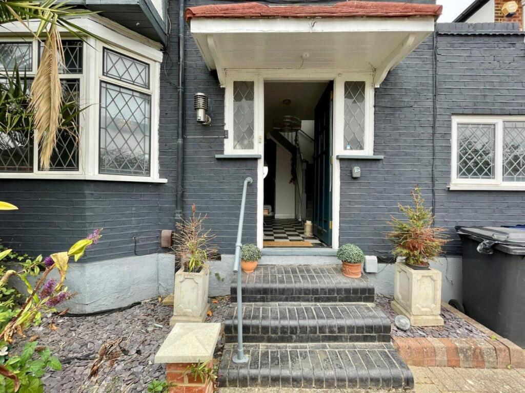 66cd06c1-fdf7-48be-8029-fd6014719b8a-1-1400x1050.j