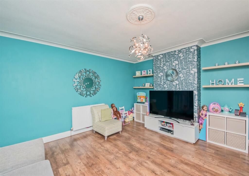 Living Room: