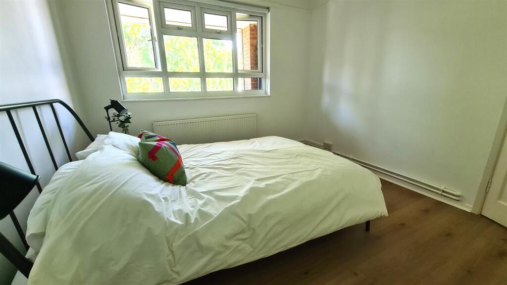 Bed 2