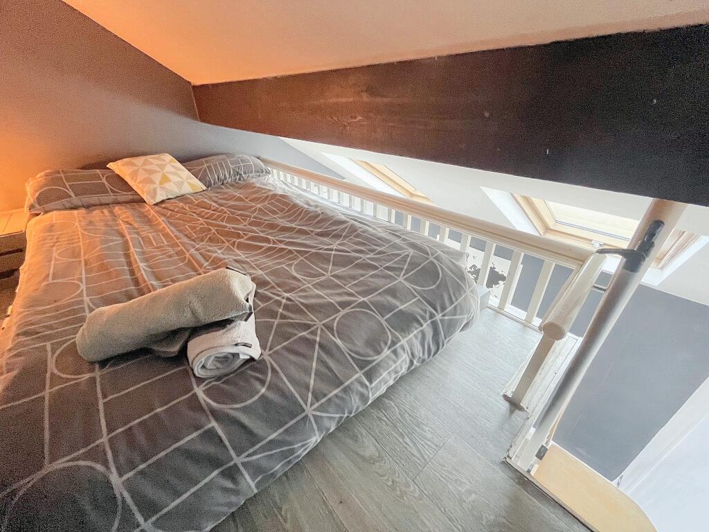 F2MezBed12
