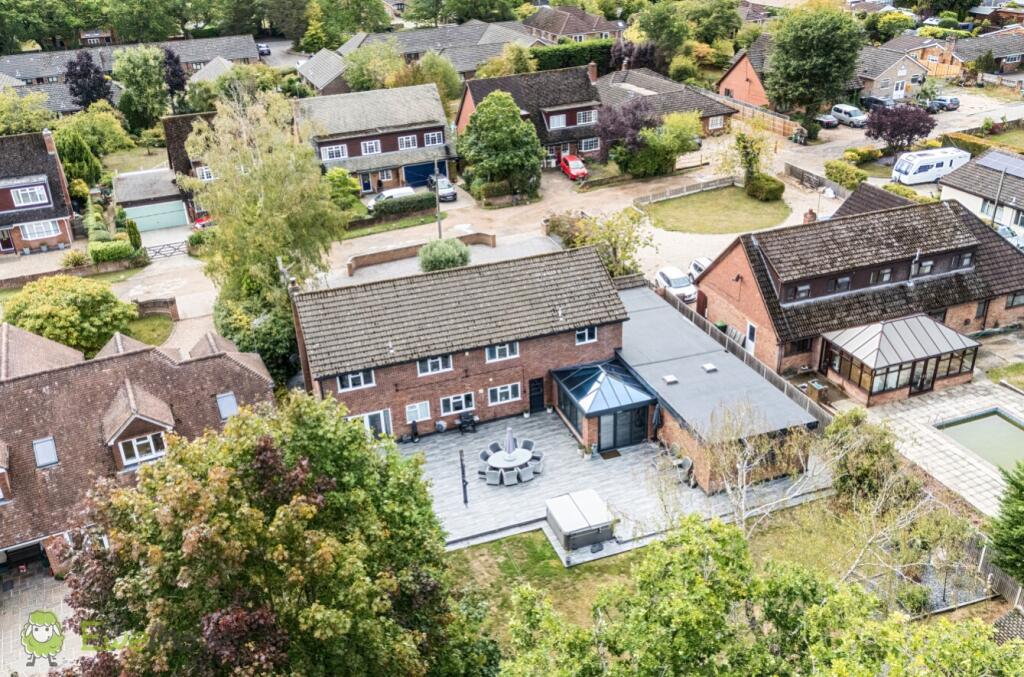 f6012189-c494-43e6-bd4d-b2547c4759c5