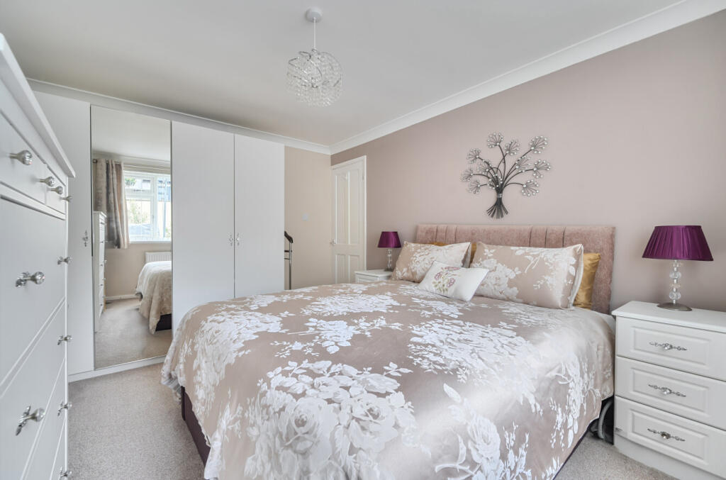 1381827-9-69170a6...