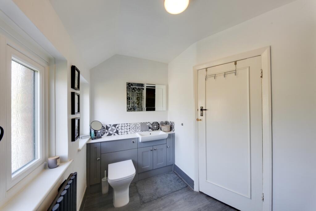 modern large shower room