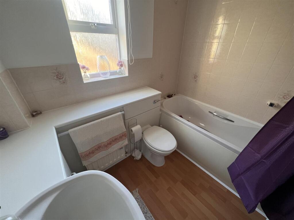 Bathroom .jpeg