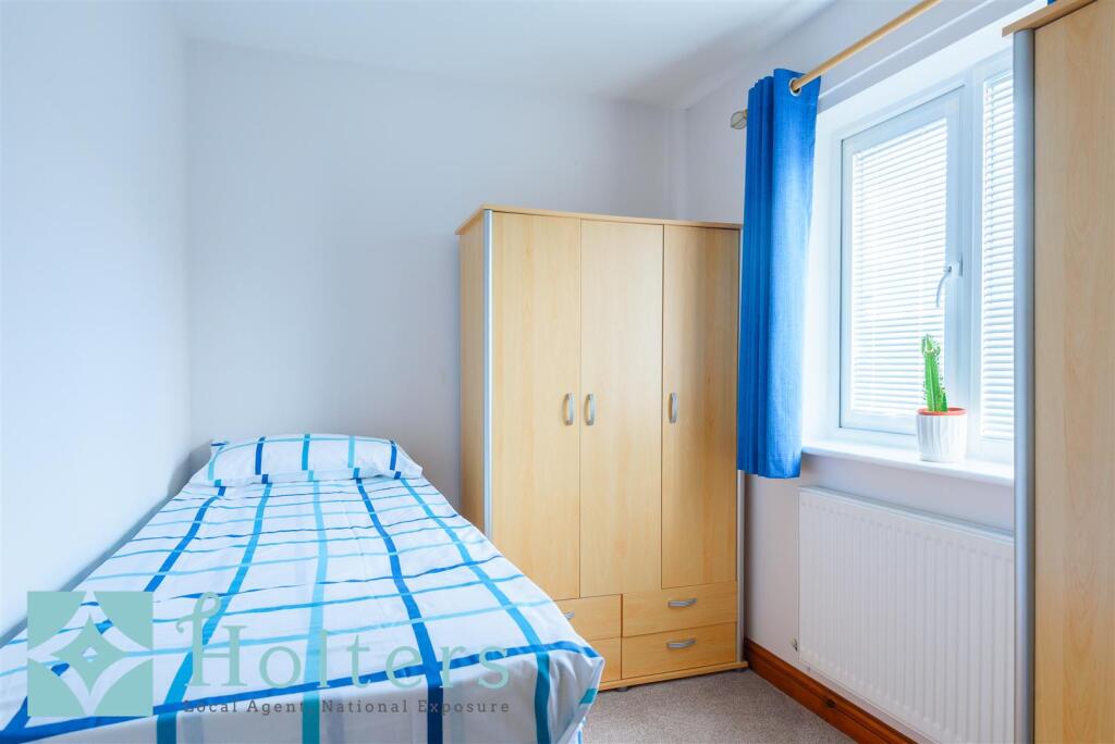 6 Canal Close, Newtown-08.jpg