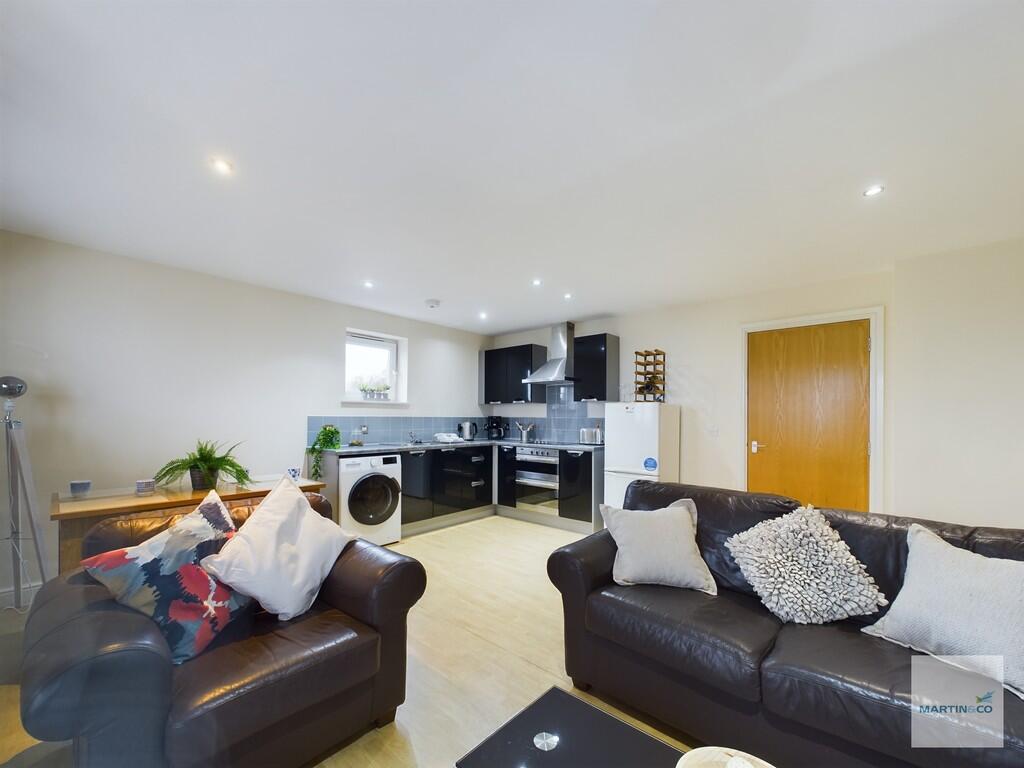 CAM03394G0-PR0225...