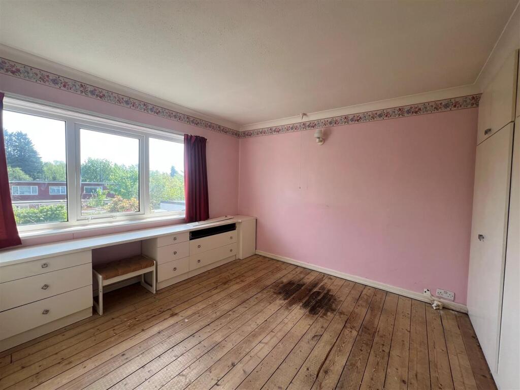 Bedroom 42 Sycamore.jpg