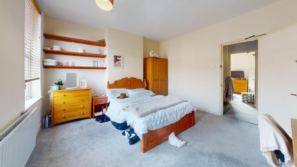 37-Birkin-Avenue-Bedroom (2)