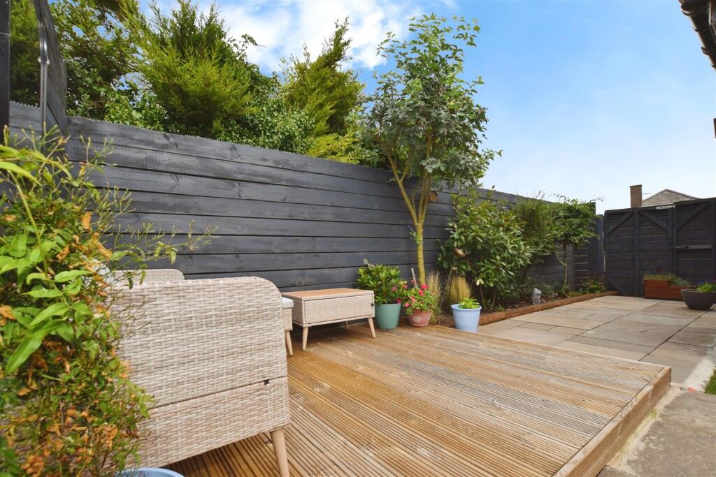 33d1c3ca-garden 20a 20 282 29.JPG