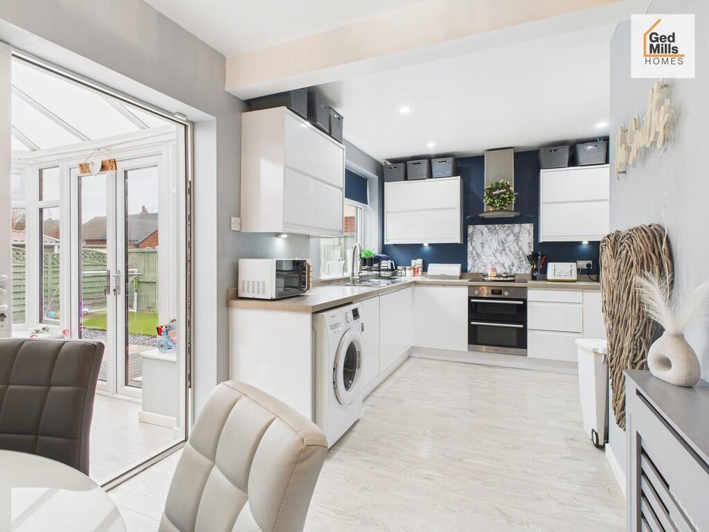 CAM04261G0-PR0105...