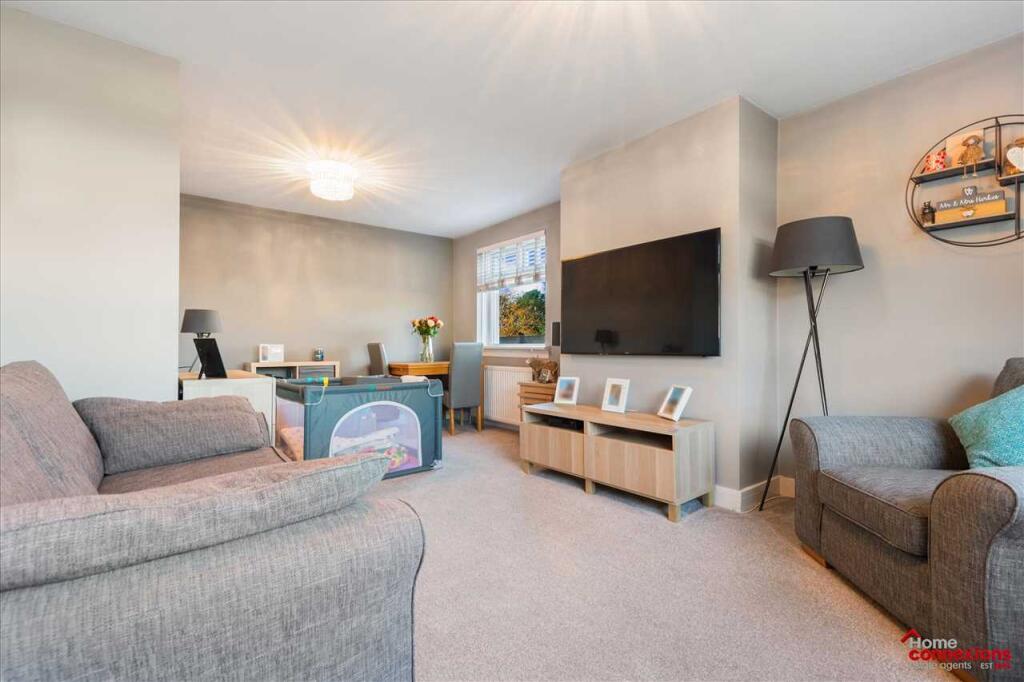Lounge Dining (4)