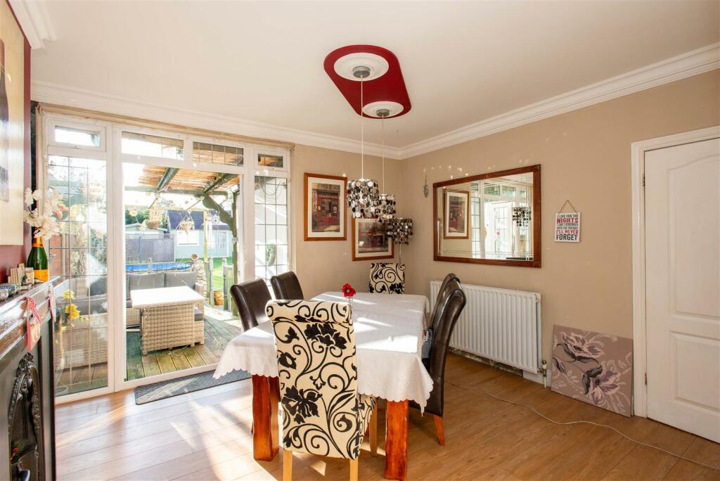 2024.11.26 142 Park Avenue, BR6 9EE-9477.jpg