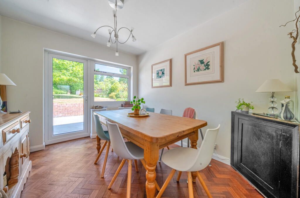 1326323-12-687792...