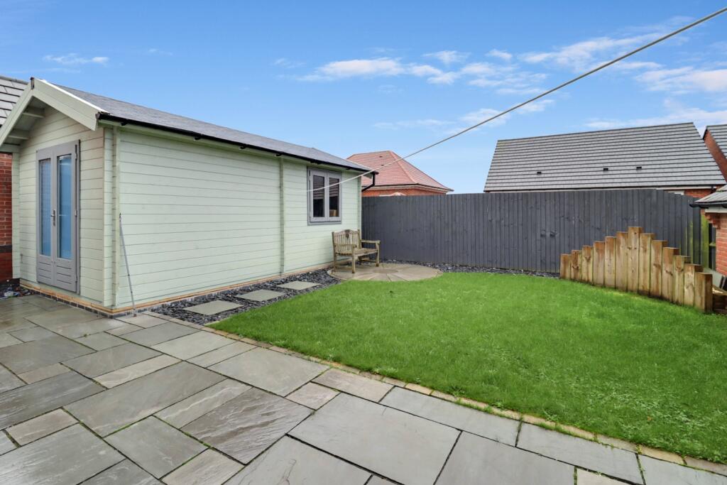 Garden with Summer House