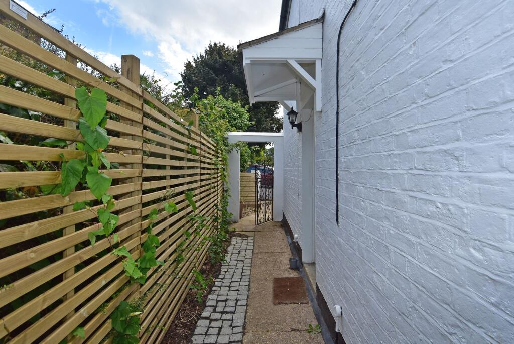 SIDE ALLEY