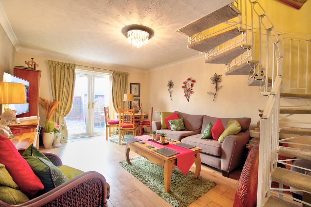 IMG_9205_6_7_Interior 4