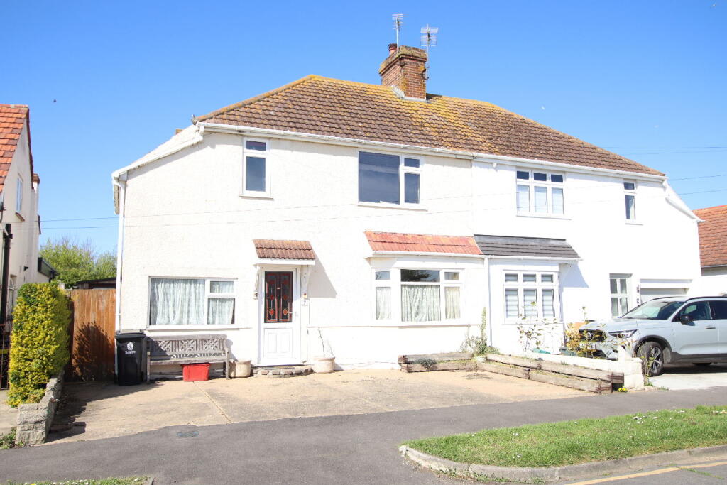Lyndhurst Road, Holland on Sea