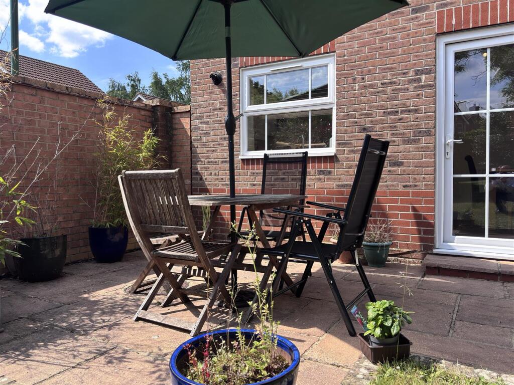Earles meadow Patio.jpeg