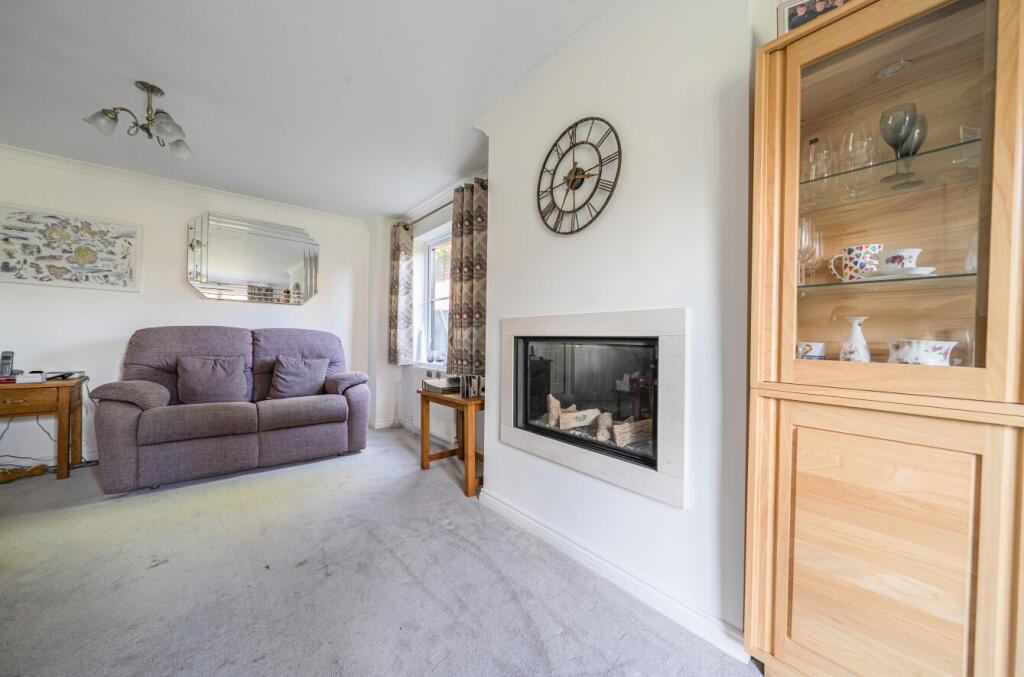 1350195-23-68c043...