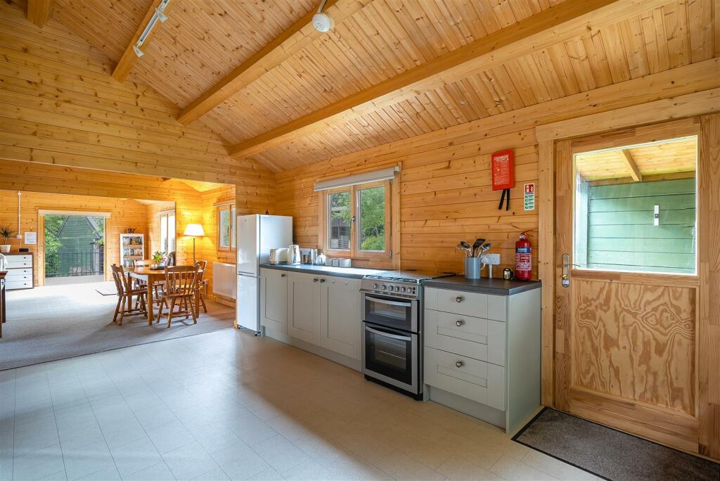Wooden House - kicthen