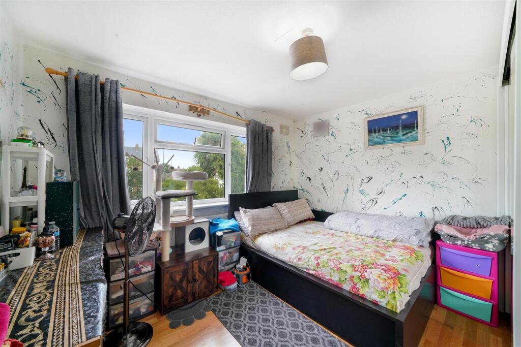 Flat 2, Katrina Court - 6LlYmmCGziKpUeN8FFyO.jpg