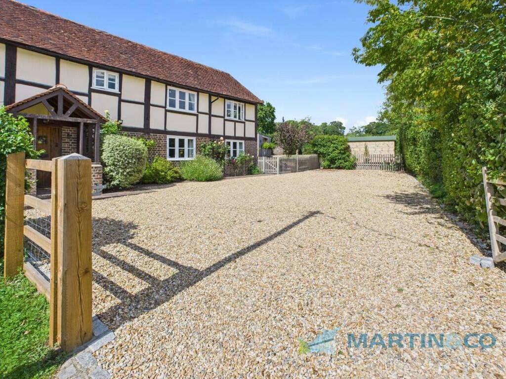 CAM02145G0-PR0073...