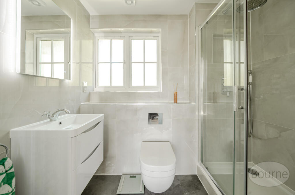 821dfe74-f9f8-4f6...