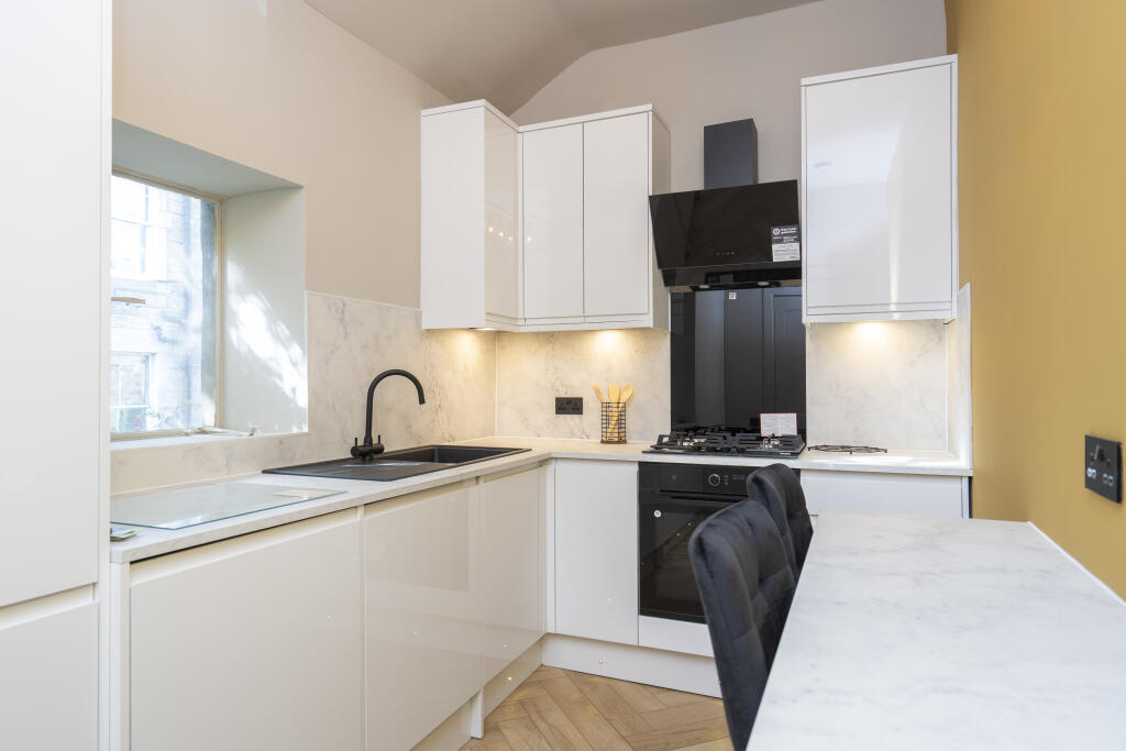 24 Dean Park Mews, Edinburgh, EH4 1ED (8)