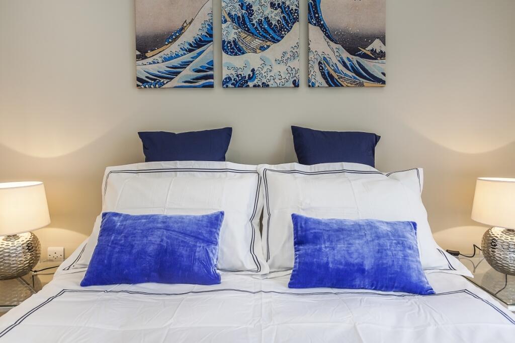 bedroom2