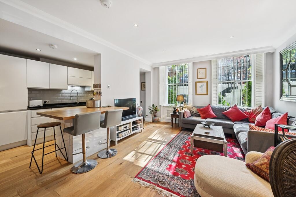 Nevern Square, London, SW5