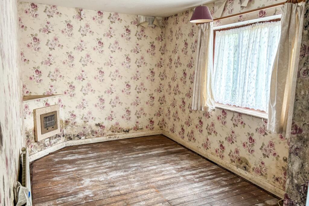 181 Ipswich Road, Colchester, Essex, CO4 0EL