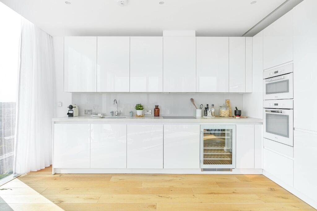 Highgate Hill, London, N19