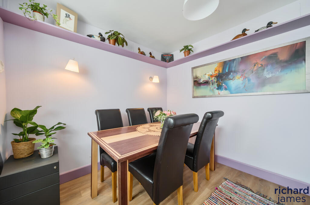 fdc95b8ca2364bc9a1b682840564b849