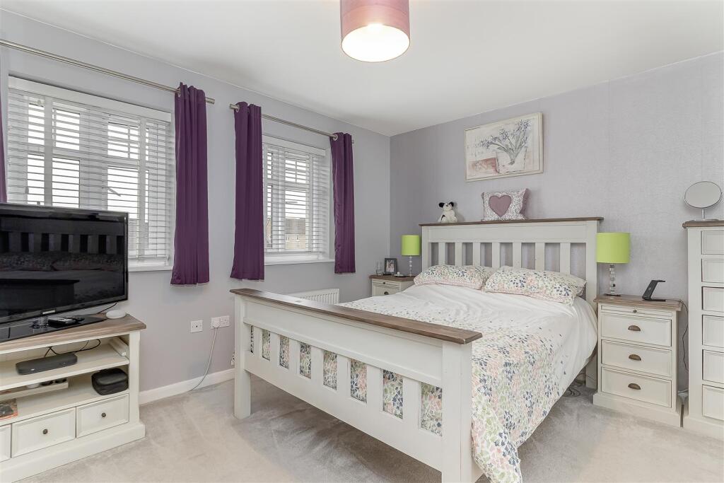 Master Bedroom - B Edit.jpg