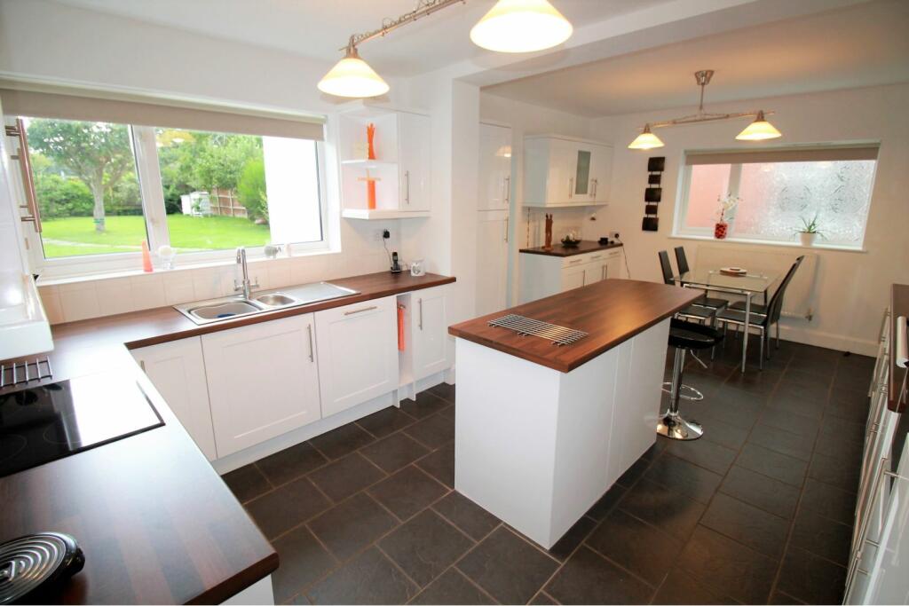 Kitchen/Breakfast