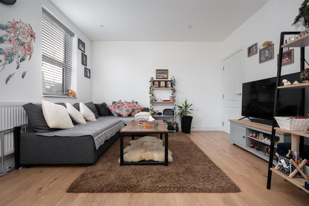 Living Room/Dining Room